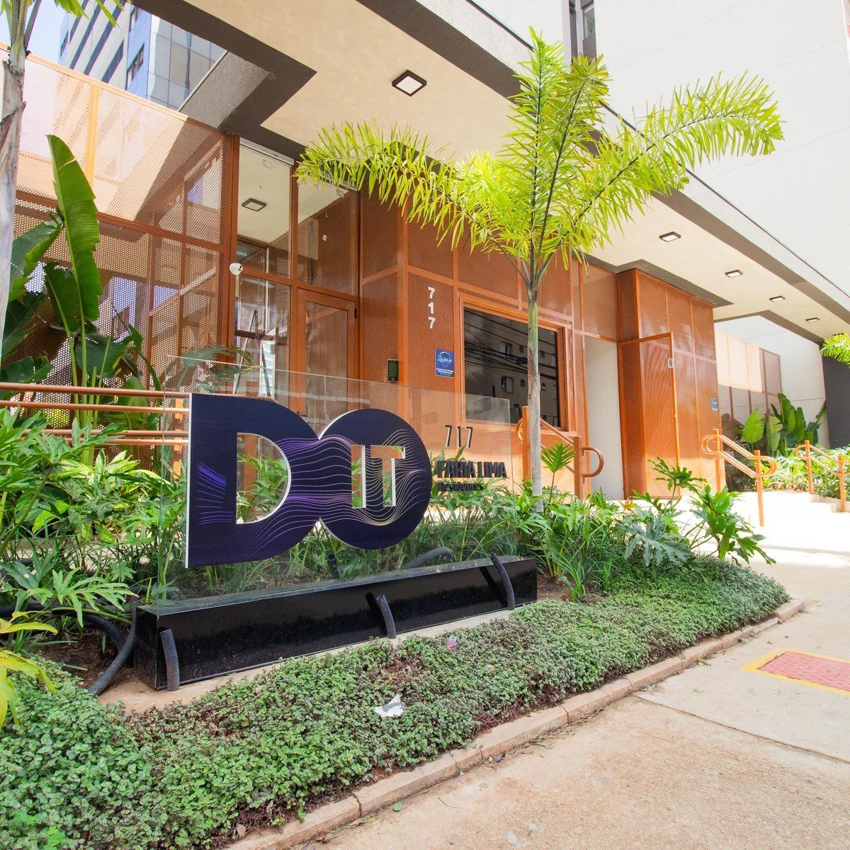 Studio novo e mobiliado para locação 26m² em Pinheiros – próximo ao metrô Faria Lima!