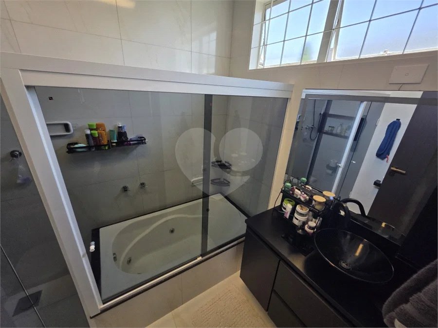 Casa térrea 3 dormitórios com piscina e área Gourmet à venda São Carlos
