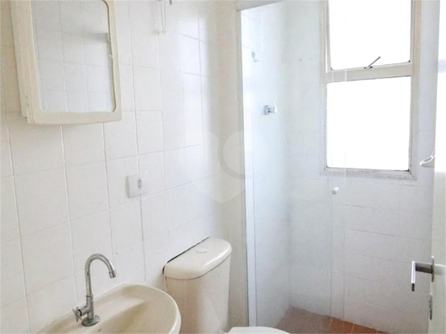 Apartamento em Santana com Sacada e Vaga de Garagem, a 650 m do Metrô