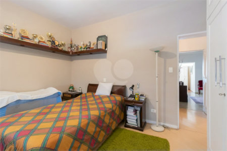 Apartamento em Higienópolis com 3 quartos, 3 suítes, 2 vagas, 277 m² de área útil