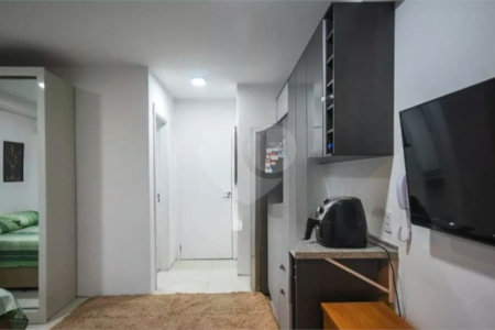 Studio á Venda com 47m³ - Vila Andrade.
