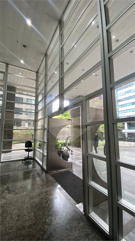 Sala comercial Alameda Santos