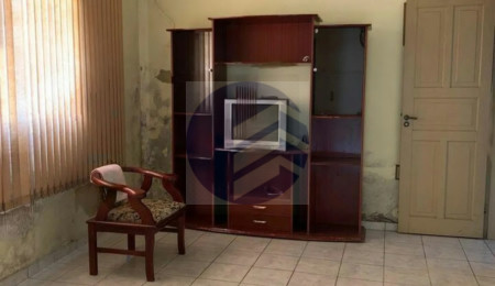 Casa Térrea à venda com 2 quartos 2 vagas em Vila Gomes a 100m da USP