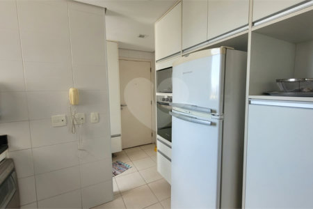 Apartamento à venda com 2 quartos, sendo 1 suíte, em Morumbi, São Paulo, SP