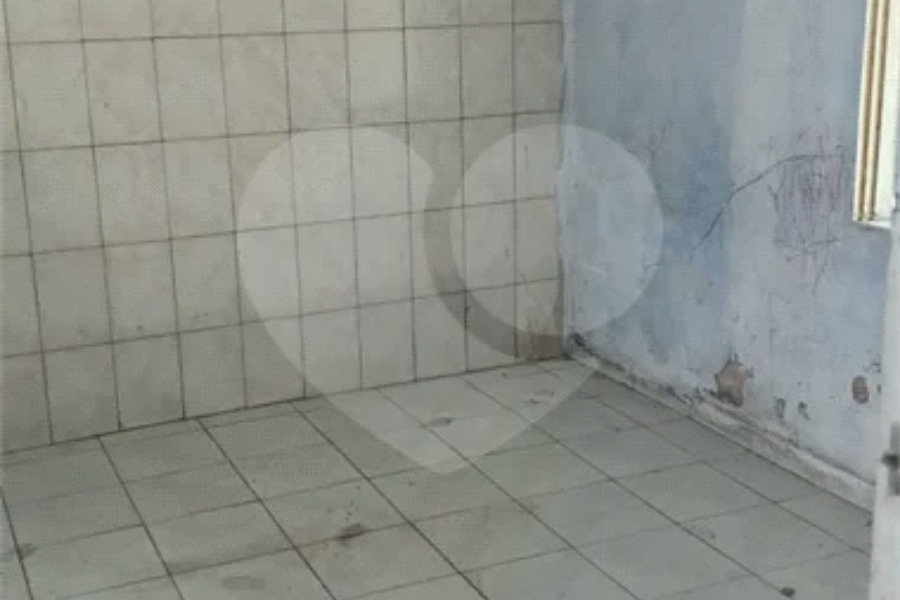 OPORTUNIDADE! ÓTIMO PARA INVESTIDOR. TERRENO 307 M²- Proximidade JABAQUARA