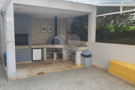 Apartamento com 34m², 2 quartos, à venda no Cambuci