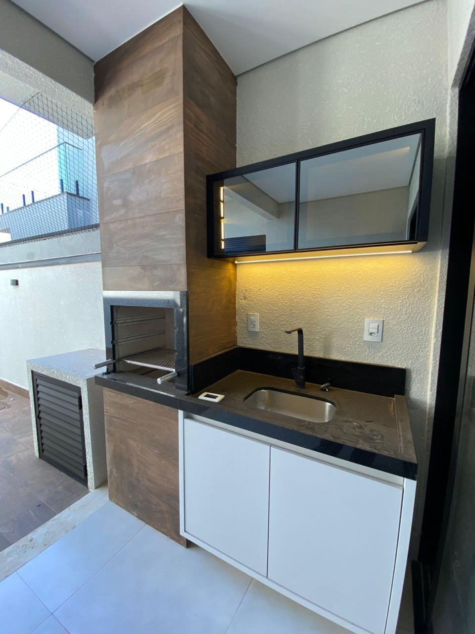 Casa à venda com 3 quartos, sendo 1 suíte, no condomínio Terras da Estancia, Paulínia- SP