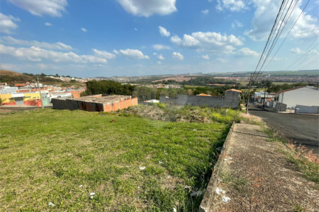 Terreno no Prolongamento Jardim das Torres