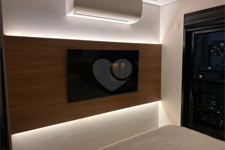 Apartamento com 73m², 2 dormitórios, 2 suítes e 1 vaga próximo ao Parque Ibirapuera em São Paulo - SP.