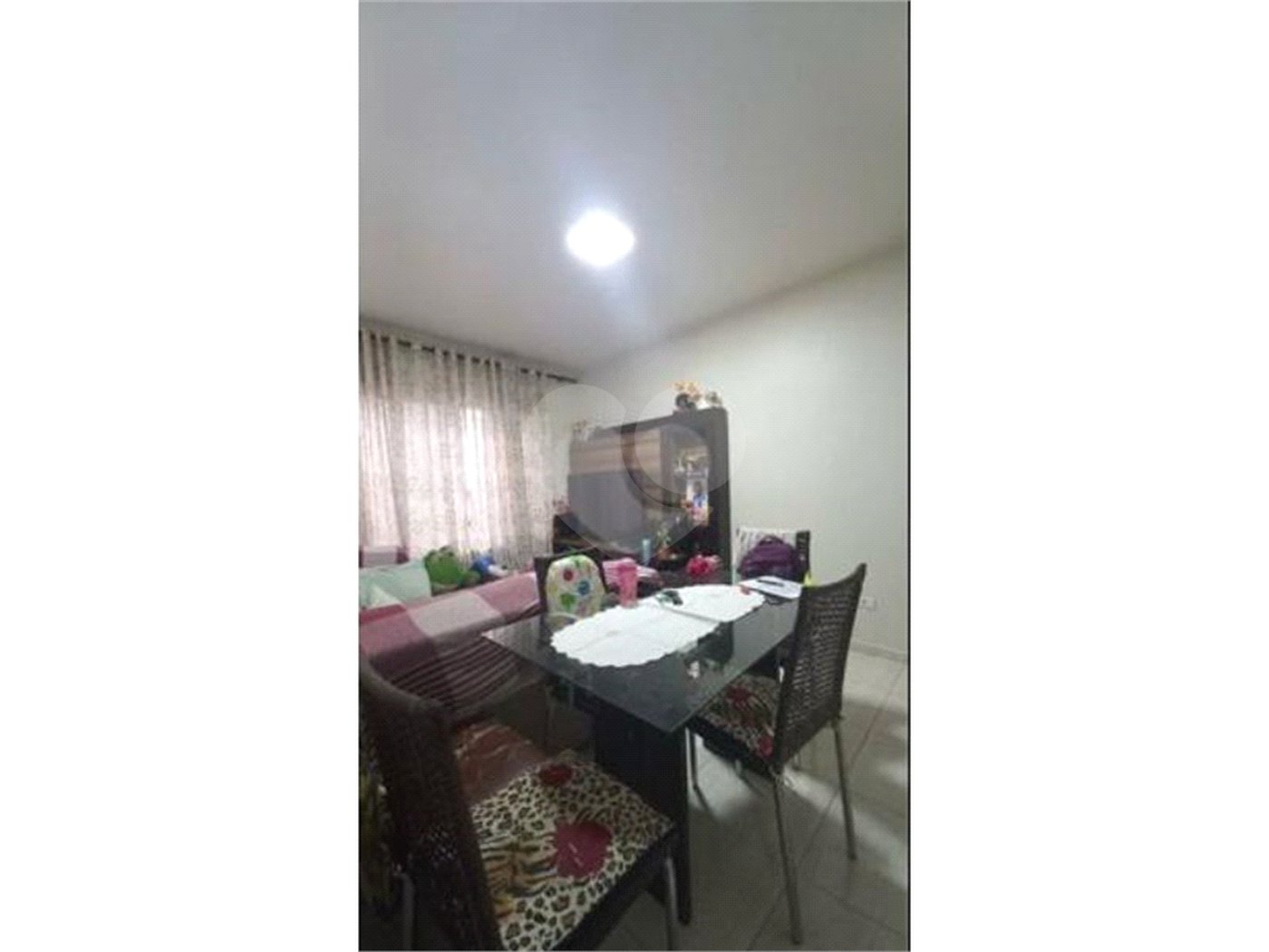 2 quartos e vaga de garagem