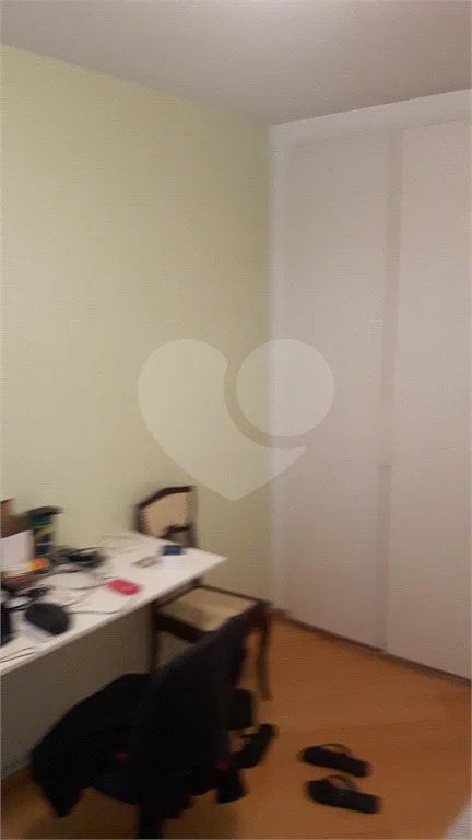 Apartamento de 2 quartos à venda perto do Metrô Paraíso! Excelente localização!