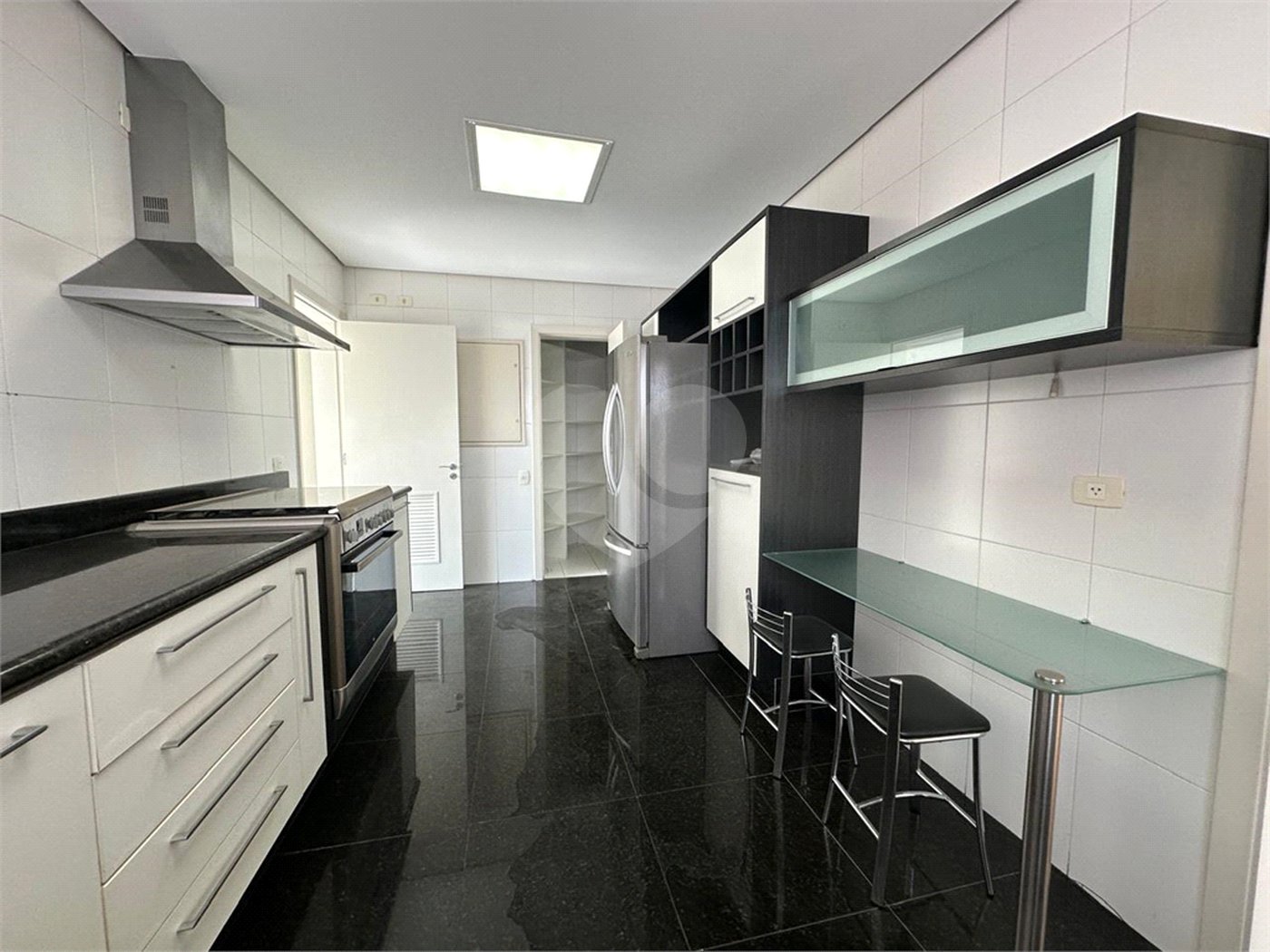 Apartamento para alugar com 4 suítes em Jardim Fonte do Morumbi, São Paulo, SP