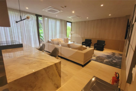 Studio sofisticado, totalmente mobiliado e pronto para morar
