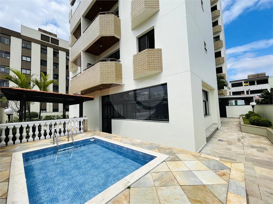 Apartamento pronto para mudar 69 m² c/ 2 Dormitórios e 1 Vaga -Condomínio Kentucky Próximo ao Shopping Metrópole!