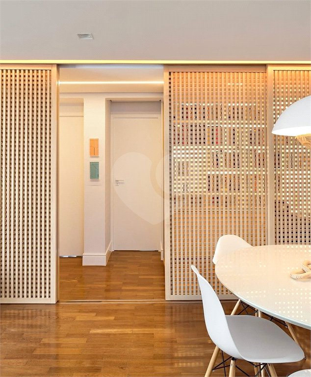 Apartamento reformado de 96m² no coração do Jardins!