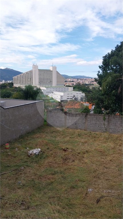 2 em 1 "Terrenos no Jardim São Felipe com 500m²