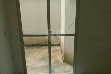Apartamento com 2 dormitórios