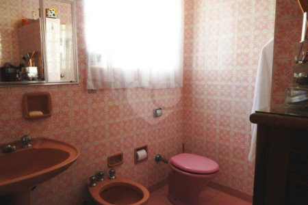 Sobrado à venda com 3 quartos, sendo 1 suíte, em Campo Belo, São Paulo, SP