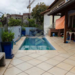 Sobrado à venda com 4 quartos, sendo 1 suíte, em Jardim Ester Yolanda, São Paulo - SP