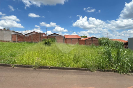 Terreno à Venda no Residencial Bosque dos Tamanduás – Descalvado/SP