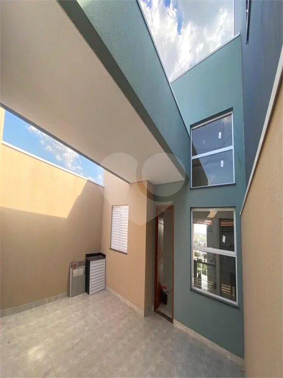 Linda casa nova á venda Jardim dos Sabias, 2 dormitorios um suite, uma vaga. 129m² de construção.