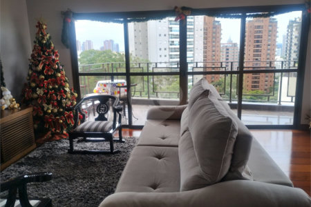 Apartamento amplo de 180m², ideal para quem busca conforto, exclusividade e privacidade.