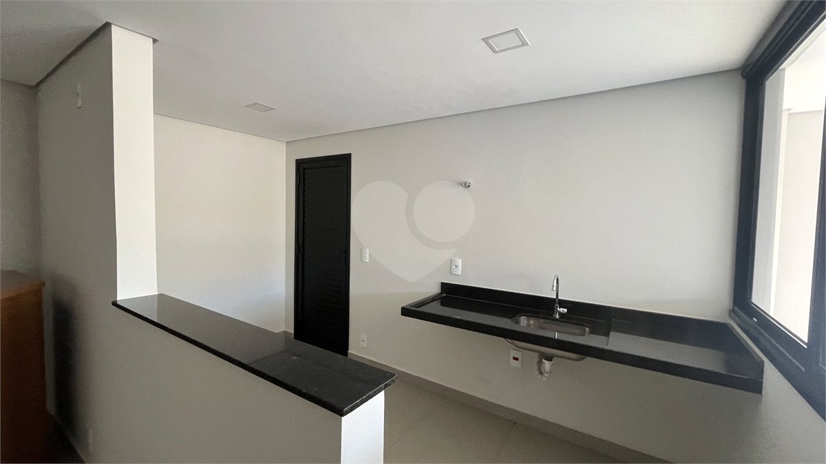 Apartamento Locação com 2 dormitórios para locação no Residencial Vila Helena em Atibaia/SP.
