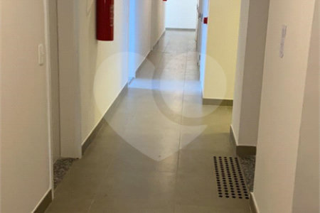Apartamento tipo Studio em frente ao Metrô Brás - Centro - São Paulo - SP