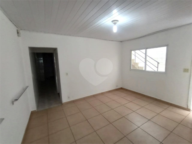 Sobrado à venda com 3 quartos em Vila Alpina, São Paulo, SP