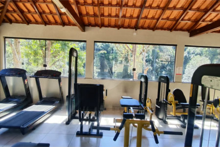 Casa á venda em condominio em Caieiras SP