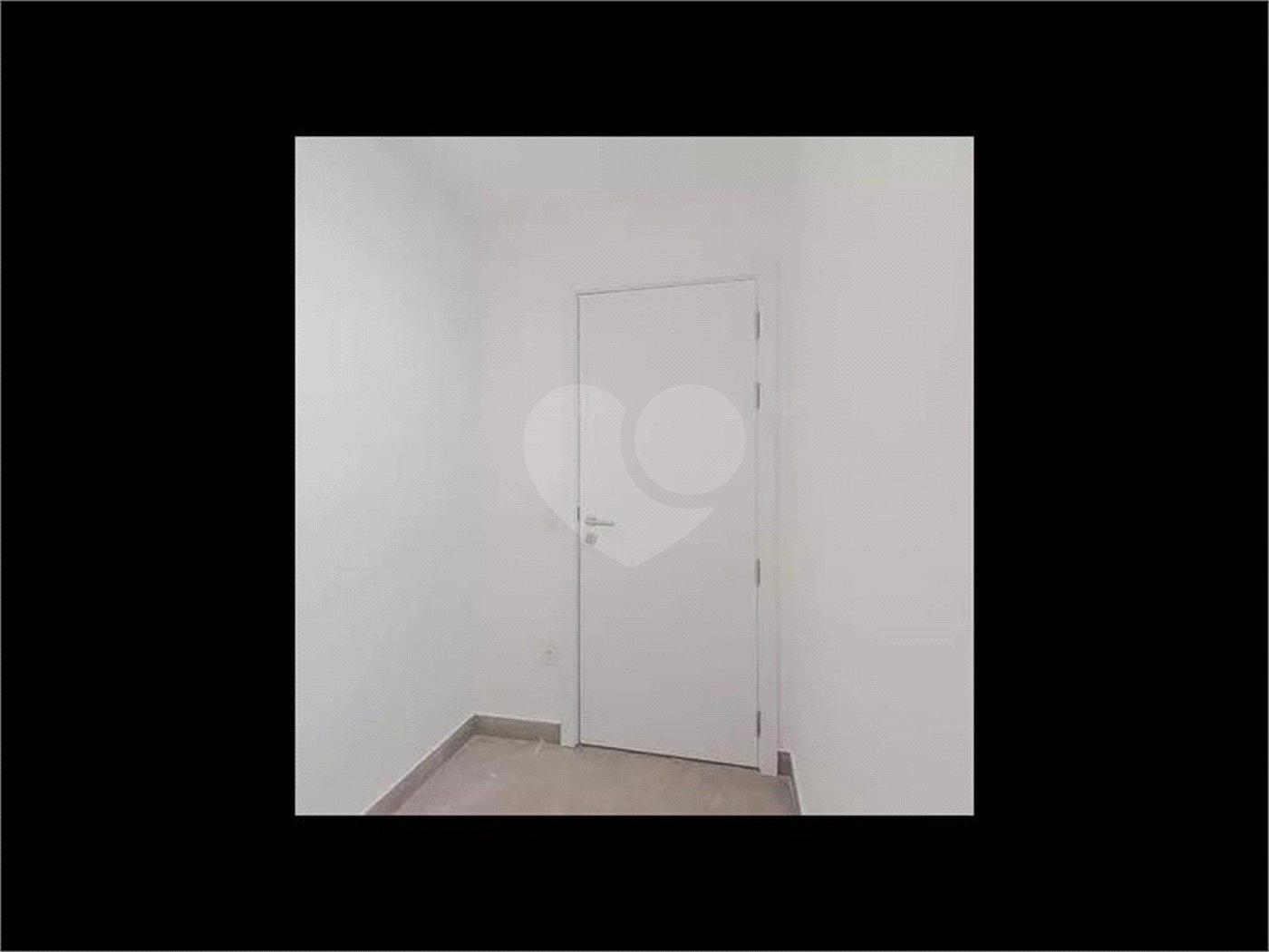 Praticidade e Localização em Perdizes: Apartamento Compacto de 30 m²!