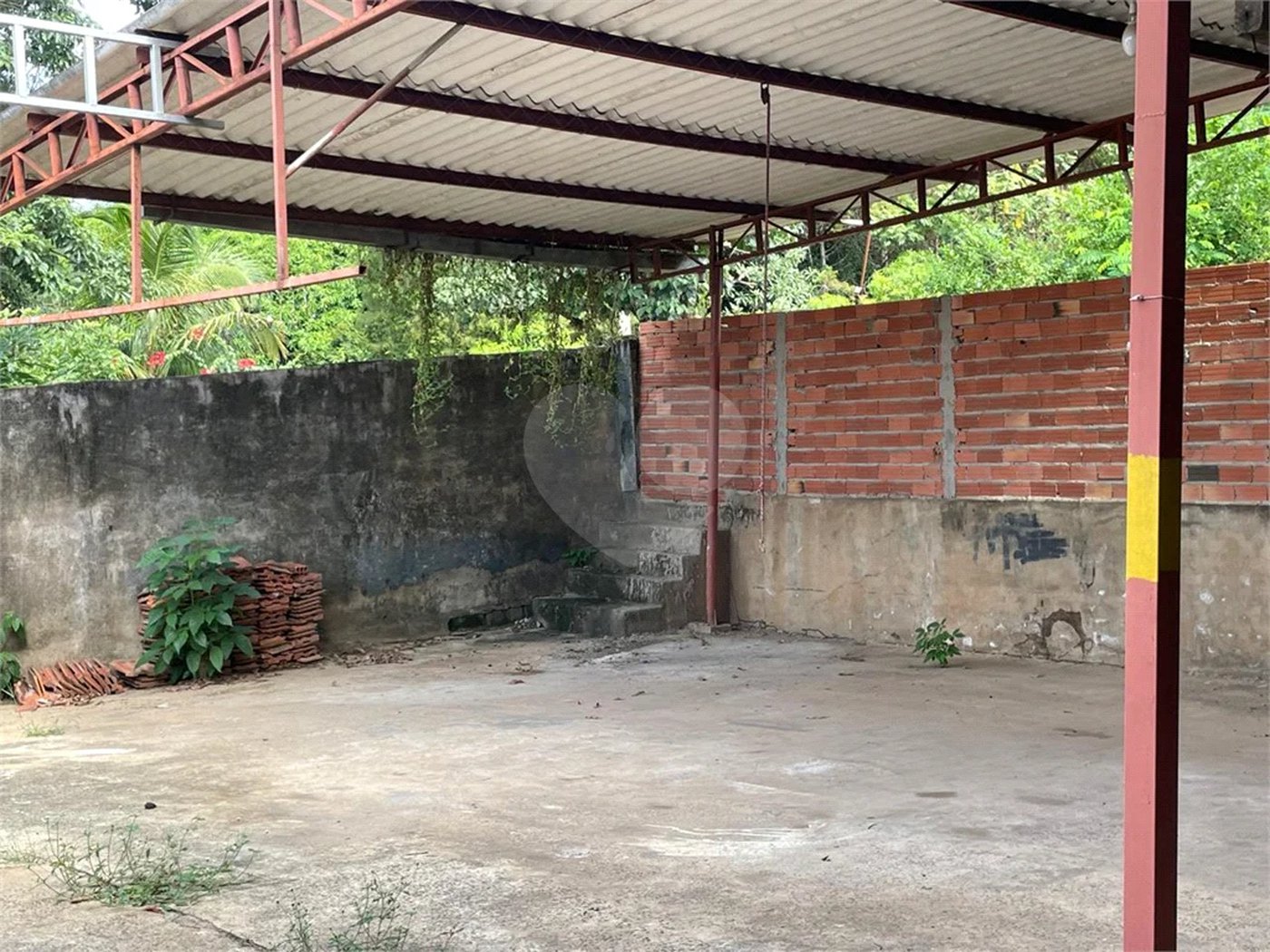 Terreno Comercial para Venda e Locação no Bairro Estância Lago Azul em Piracicaba/SP.