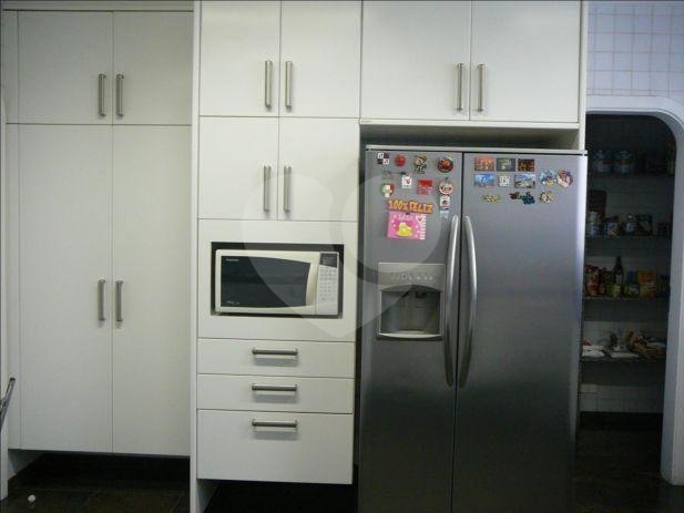 APARTAMENTO UM POR ANDAR!