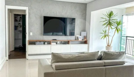 Apartamento à venda com 3 quartos, sendo 1 suíte,  no Centro, São Bernardo do Campo, SP