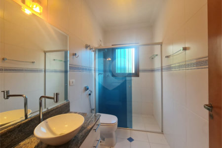 Casa à venda com 3 suítes em Interlagos, São Paulo, SP