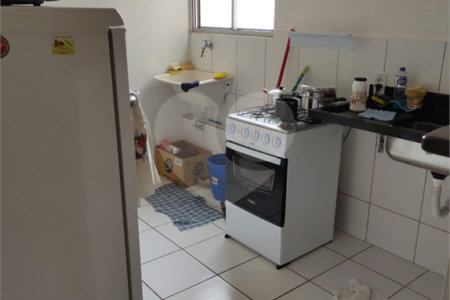 Apartamento no Condomínio Monte Olimpo .