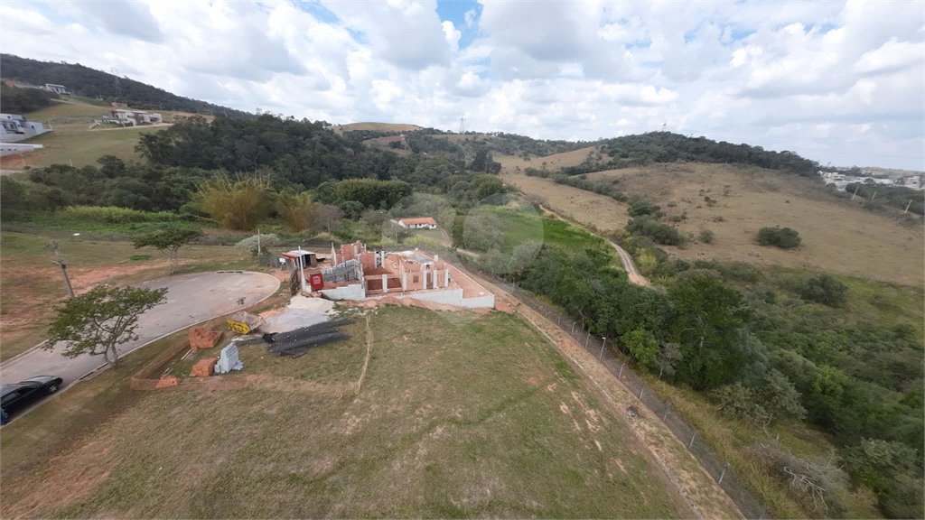 Imperdível! Terreno à Venda no Condomínio Santa Isabel em Louveira