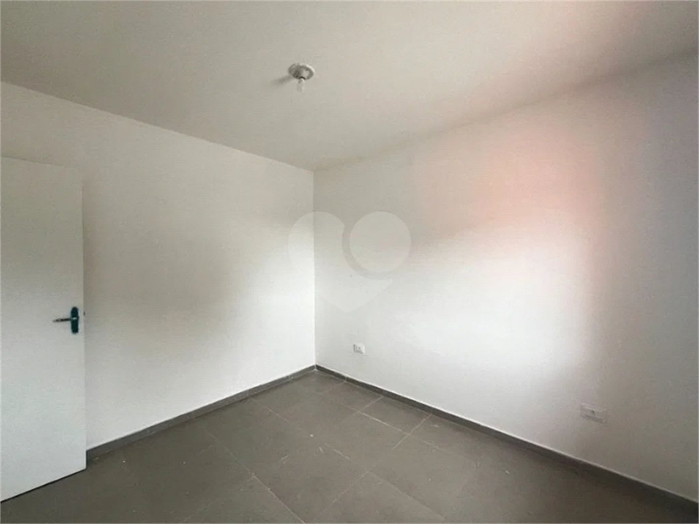 Apartamento à venda com 2 quartos em Indaiá, Bertioga, SP