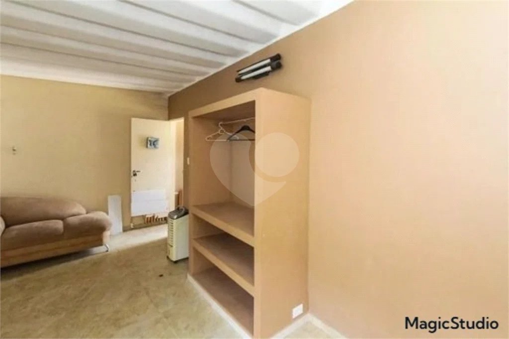 Casa com 154m², 2 dormitórios, 1 vaga, à venda na Vila Ema.