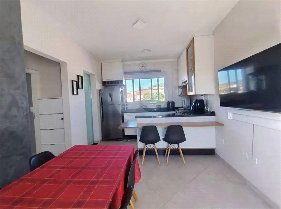 Apartamento a Venda - 2 dormitórios - Jd. Colonial