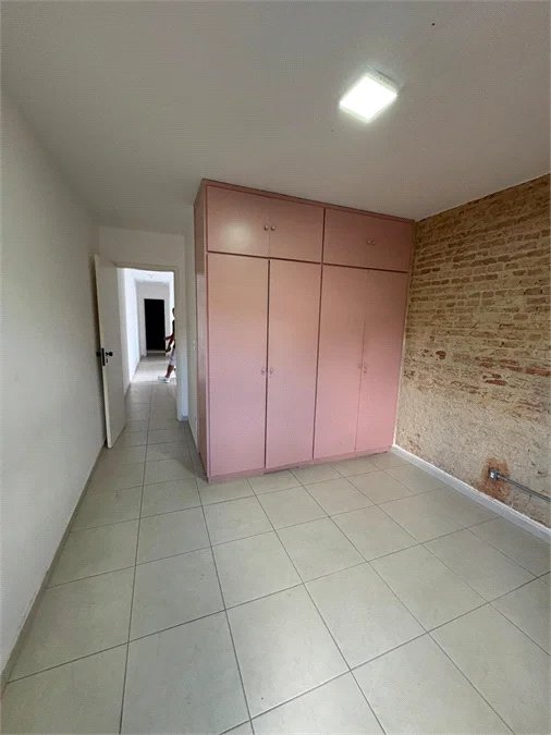 Sobrado à venda com 4 quartos, sendo 1 suíte,  em Vila Sônia, São Paulo, SP