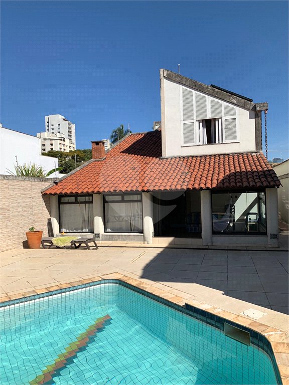 Casa à venda ou para alugar com 4 quartos, sendo 2 suítes, em Brooklin, São Paulo, SP