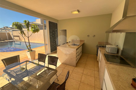 Casa á venda condomínio Damha I