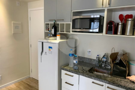 Apartamento Mobiliado ao Lado do Shopping Frei Caneca
