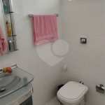 Vende-se apartamento no Jardim Aeroporto com 03 dormitórios