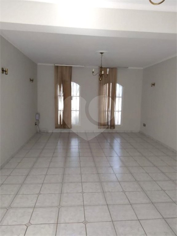 Casa à Venda no Jardim Macarengo,
