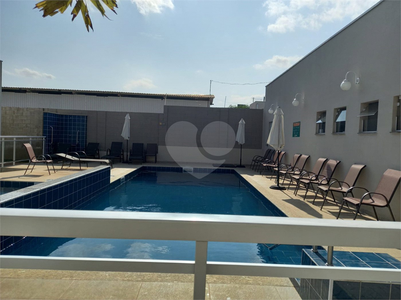Apartamento Térreo – Condomínio Monte Pinheiros