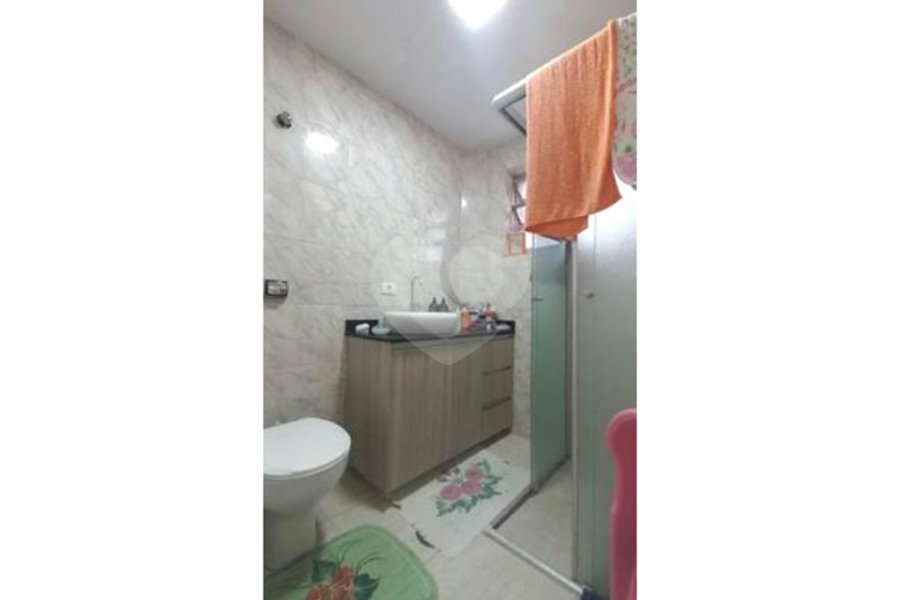 2 quartos e vaga de garagem