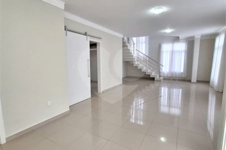 Casa para Locação no Condomínio Bosque dos Cambarás em Valinhos/SP
