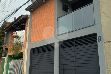 Belíssimo Sobrado com 3 Quartos e 135m² A/C à Venda no Jardim Alvinópolis - Atibaia